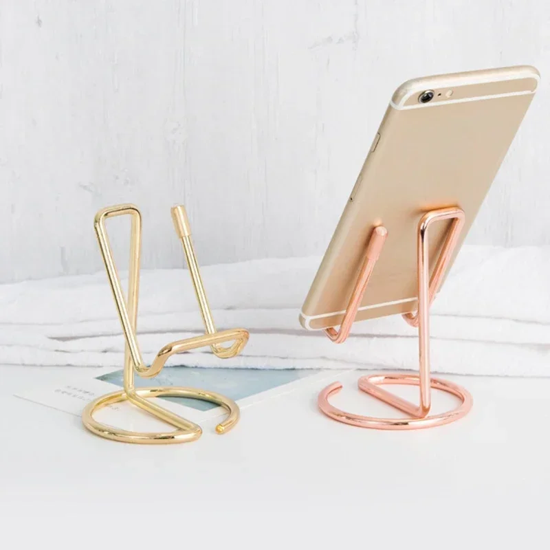 Présentoir de bureau en fer po - Tablet Accessories For Reading avis et prix